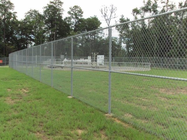 commercial chain link fencing canada